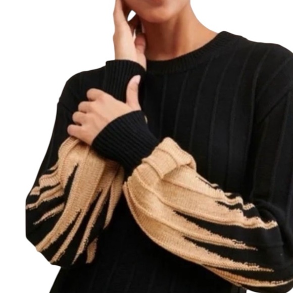 NWT Callahan Melli Black Wide Ribbed Knit Sweater Dress Gold Metallic Sleeves XS - Picture 4 of 12